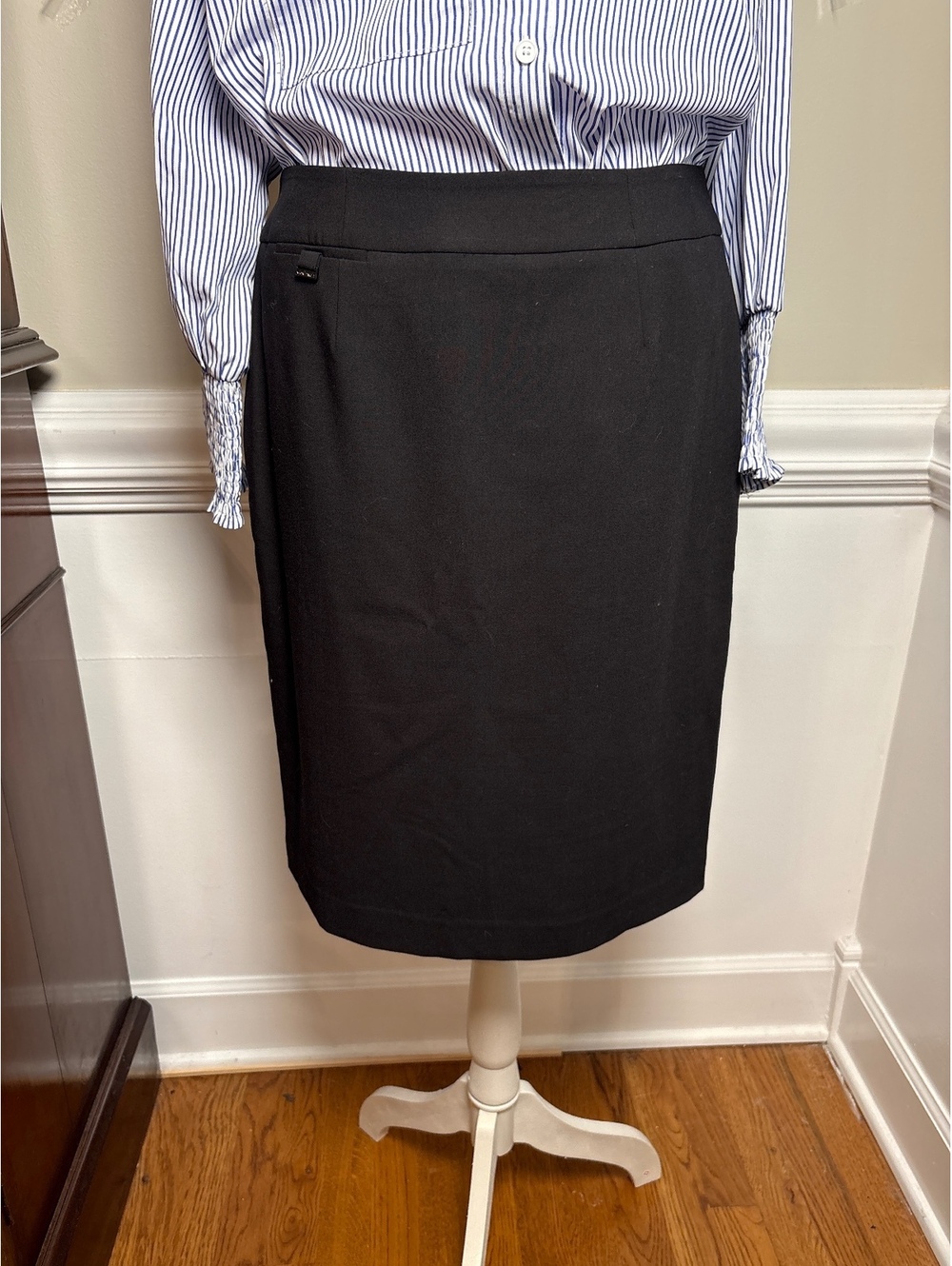 The Perfect Simple Little Black Skirt by Calvin Klein 8